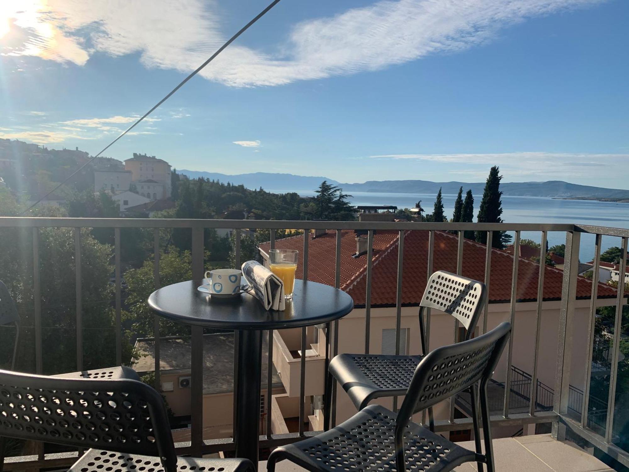 Julija * Crikvenica